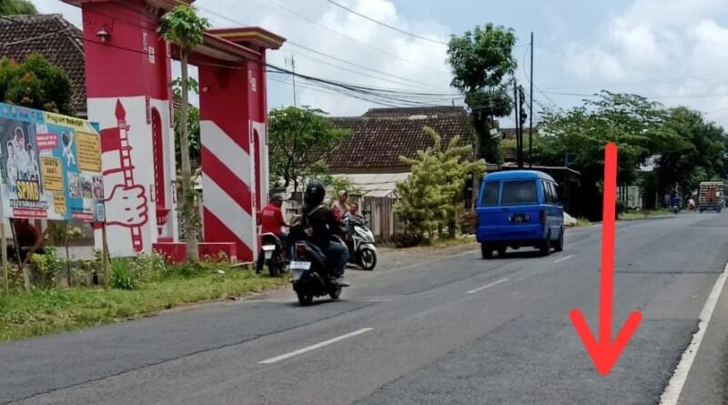 PemKab Malang REALISASIKAN Pemeliharaan RUTIN Jalan Raya Codo-Wajak