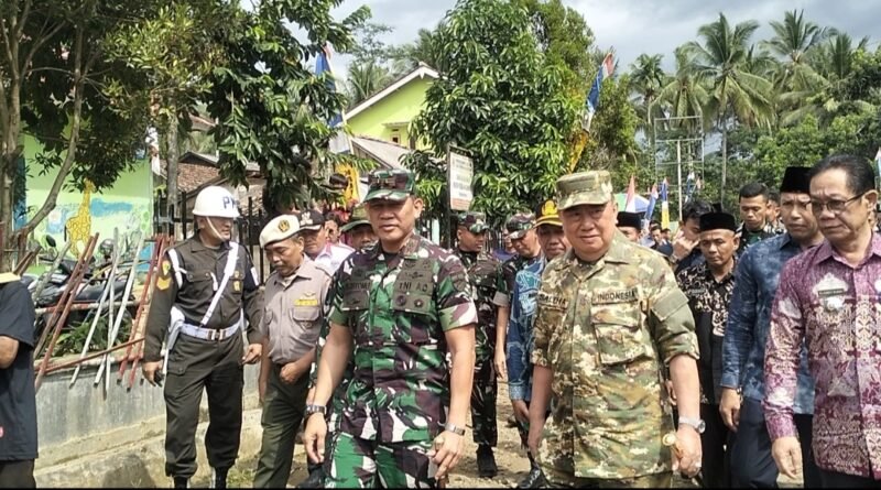 Bupati Tanggamus Ajak Warga Aktif Bangun Desa dan PangDam XXI/Radin Inten RESMI Tutup TMMD ke-128 di KaliMiring