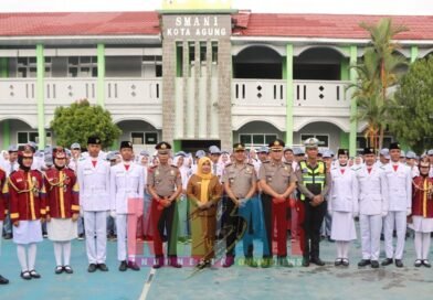 Ajak PELAJAR Jauhi NARKOBA dan KENAKALAN Remaja, KAPOLRES Tanggamus Jadi PEMBINA Upacara di SMAN 1 Kota Agung